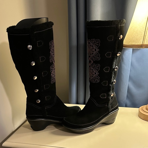 Jambu Black and Purple Winter Boots - Picture 2 of 8